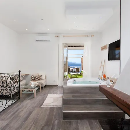 Apartment Dreamers' Escape Vico Equense
